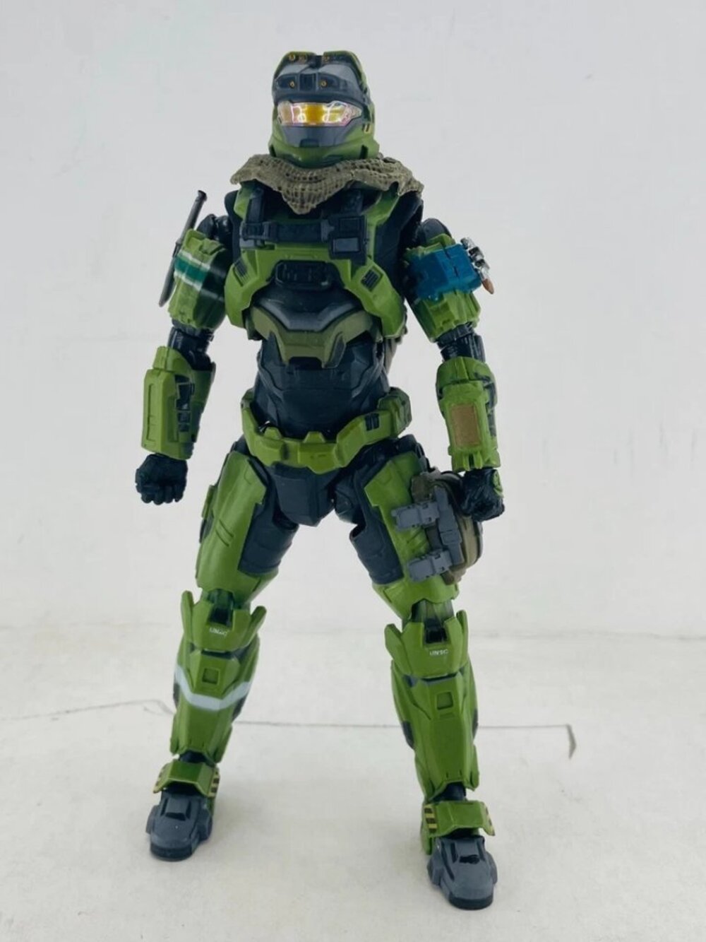 Halo Reach Jun-A266 Noble Three Re:Edit 6" Figure w/ Weapon Toy - Picture 7 of 9